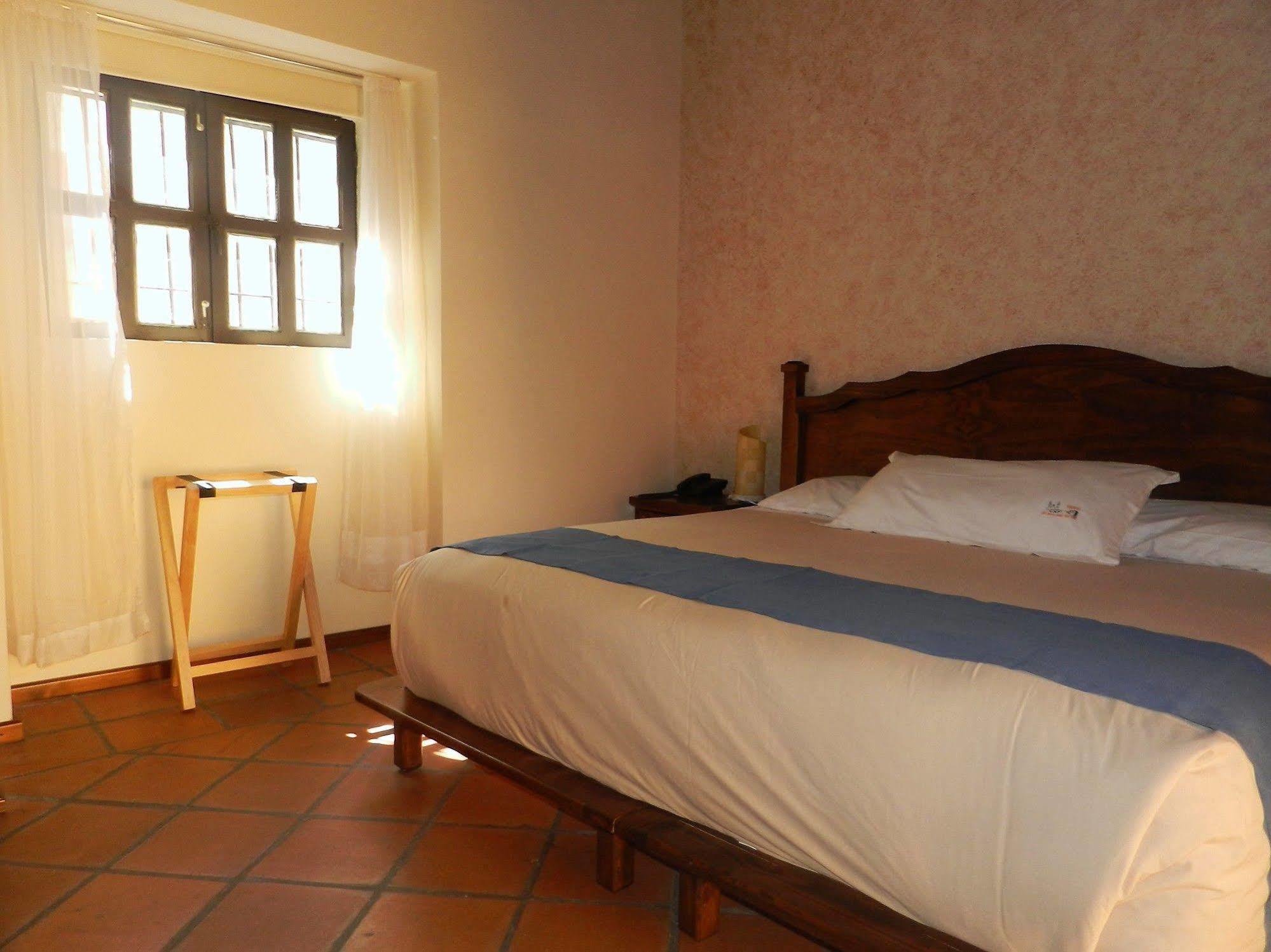 Collection O Al Otro Lado Del Rio, Puebla酒店 外观 照片 A room at Hotel San Cristóbal